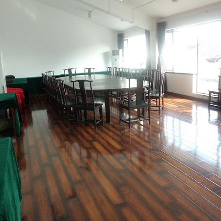 Tun XI Lodge Хуаншан Екстериор снимка