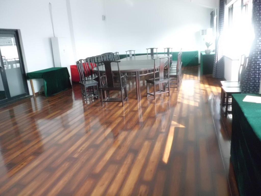 Tun XI Lodge Хуаншан Екстериор снимка